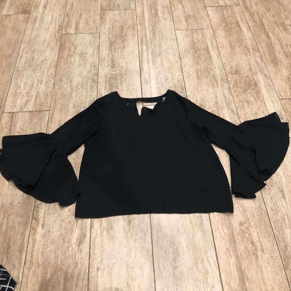 Bell sleeve, low back shirt